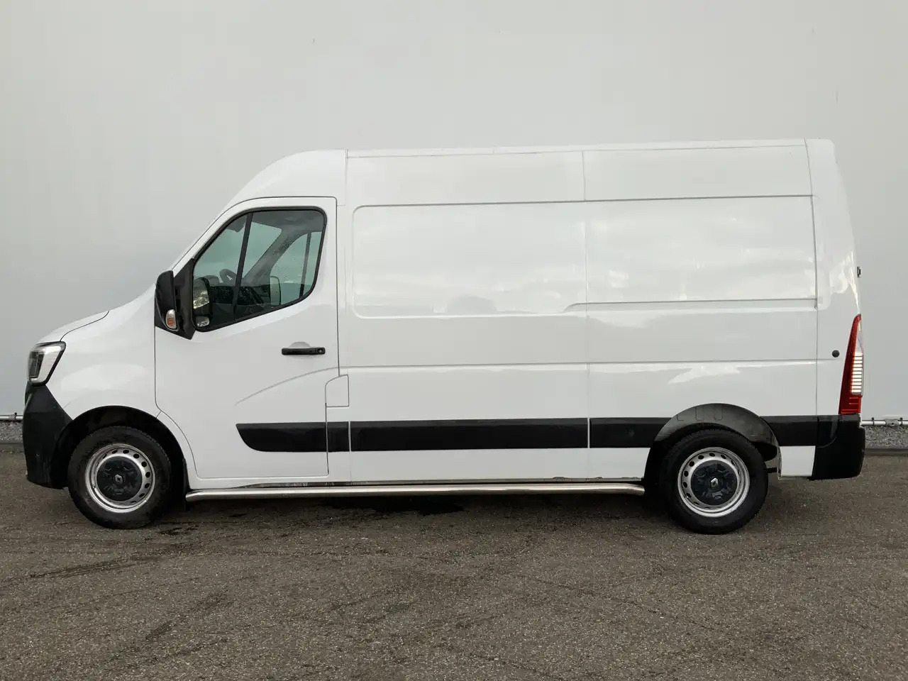 Renault Master T35 2.3 dCi 135 L2H2 Airco Cruise 3 Zits Camera Na - Kassebil: bilde 3 Renault Master T35 2.3 dCi 135 L2H2 Airco Cruise 3 Zits Camera Na - Kassebil: bilde 3