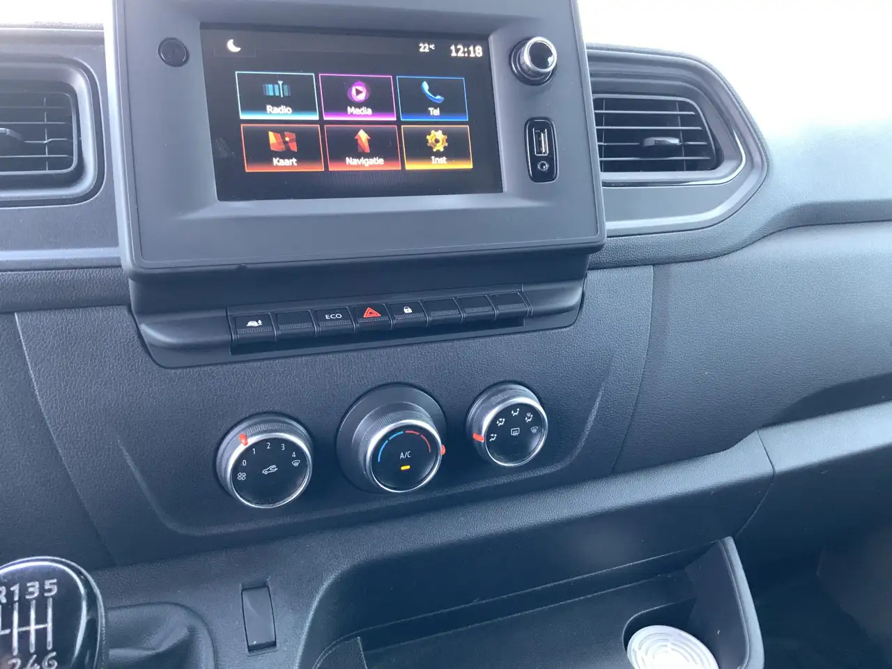 Renault Master T35 2.3 dCi 135 L2H2 Airco Cruise Navi Side Bar Ca - Kassebil: bilde 5 Renault Master T35 2.3 dCi 135 L2H2 Airco Cruise Navi Side Bar Ca - Kassebil: bilde 5