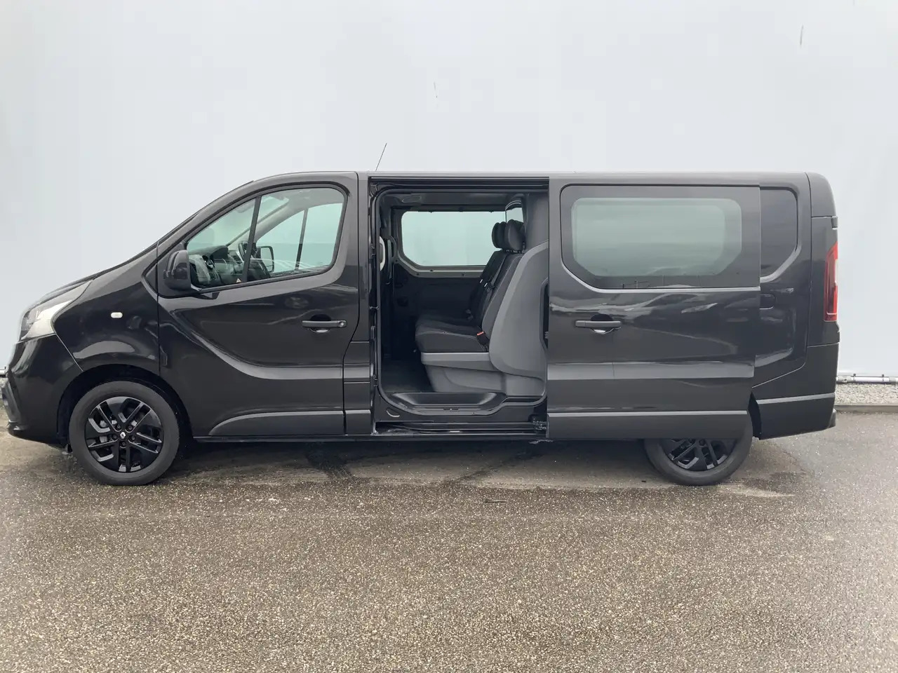 Renault Trafic 1.6 dCi T29 L2H1 Dub Cab 5 Zits Airco Cruise Navi - Varebil med dobbelt førerhus: bilde 5 Renault Trafic 1.6 dCi T29 L2H1 Dub Cab 5 Zits Airco Cruise Navi - Varebil med dobbelt førerhus: bilde 5