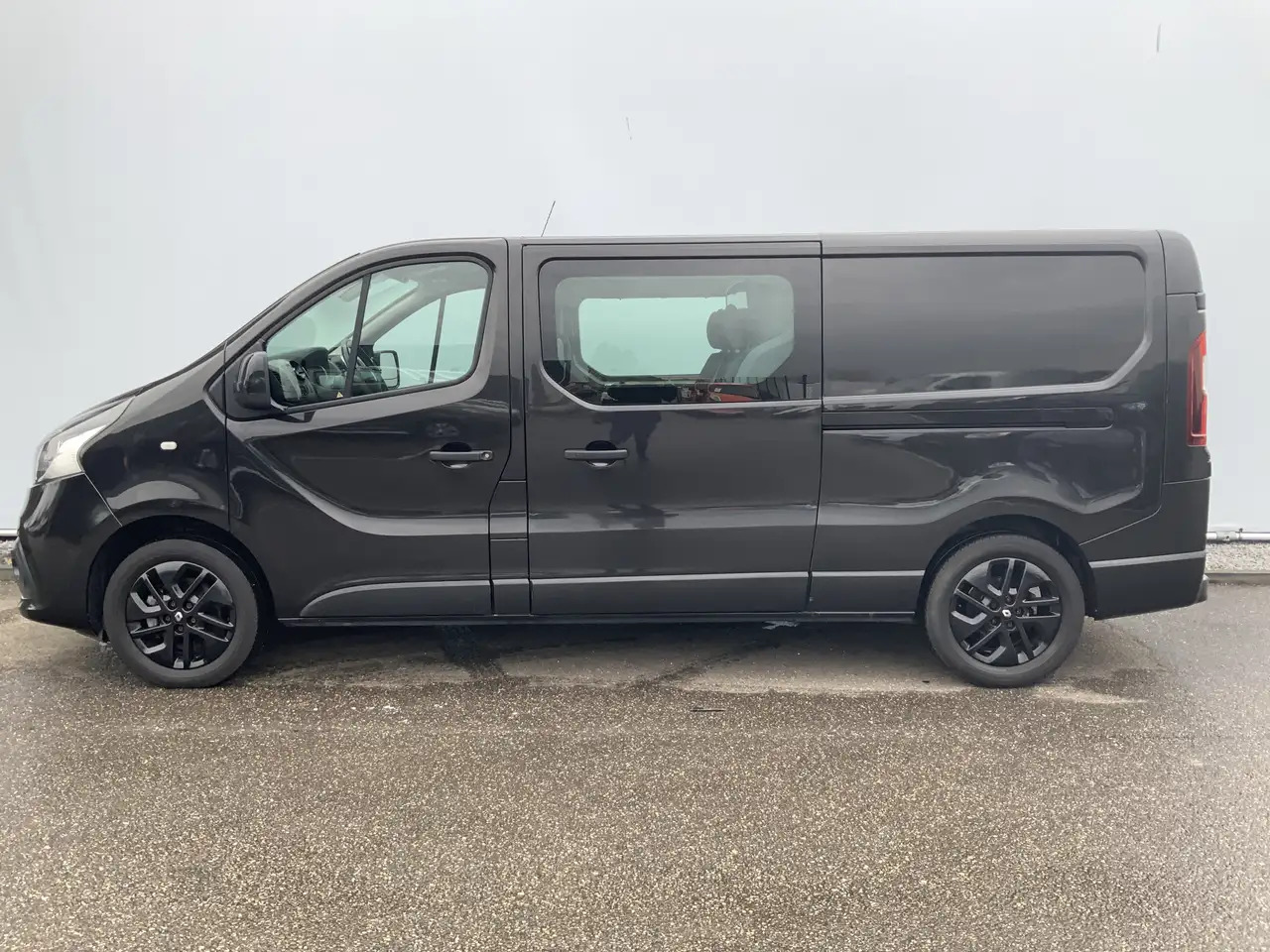 Renault Trafic 1.6 dCi T29 L2H1 Dub Cab 5 Zits Airco Cruise Navi - Varebil med dobbelt førerhus: bilde 3 Renault Trafic 1.6 dCi T29 L2H1 Dub Cab 5 Zits Airco Cruise Navi - Varebil med dobbelt førerhus: bilde 3