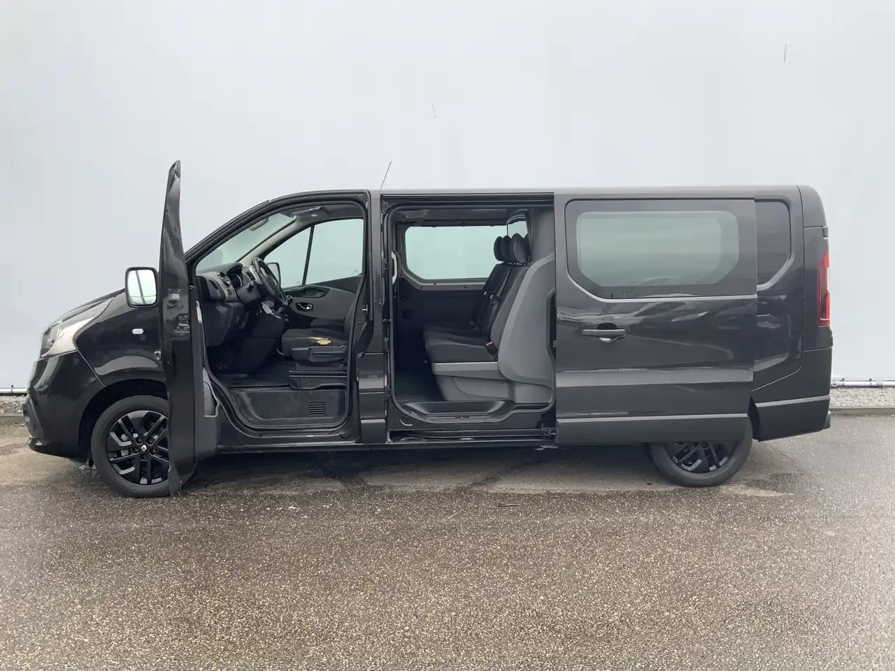 Renault Trafic 1.6 dCi T29 L2H1 Dub Cab 5 Zits Airco Cruise Navi - Varebil med dobbelt førerhus: bilde 4 Renault Trafic 1.6 dCi T29 L2H1 Dub Cab 5 Zits Airco Cruise Navi - Varebil med dobbelt førerhus: bilde 4