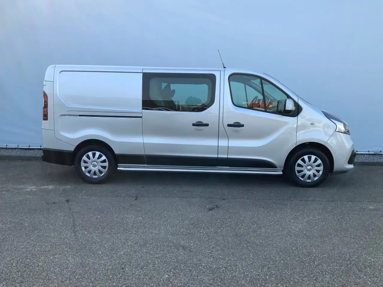 Renault Trafic 1.6 dCi T29 L2H1 Dub Cab Airco Camera Navi Trekhaa - Varebil med dobbelt førerhus: bilde 4 Renault Trafic 1.6 dCi T29 L2H1 Dub Cab Airco Camera Navi Trekhaa - Varebil med dobbelt førerhus: bilde 4