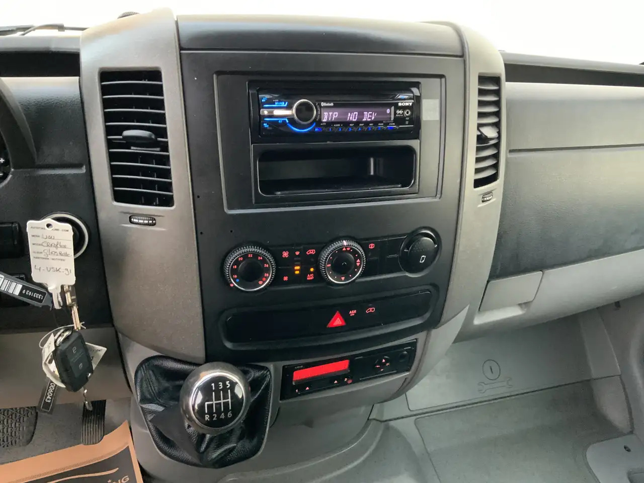 Volkswagen Crafter 35 2.0 TDI L3H1 Glasresteel Airco Cruise 3 Zits UI - Varebil med skap, Utility-/ Spesiell maskin: bilde 5 Volkswagen Crafter 35 2.0 TDI L3H1 Glasresteel Airco Cruise 3 Zits UI - Varebil med skap, Utility-/ Spesiell maskin: bilde 5