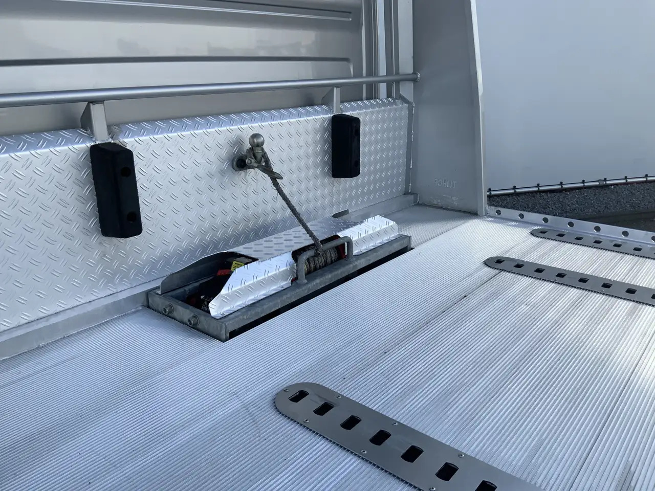 Volkswagen Crafter 46 2.0 TDI L3H1 Airco Cruise Lucht Geveerd Lier Tr - Bergingsbil: bilde 3 Volkswagen Crafter 46 2.0 TDI L3H1 Airco Cruise Lucht Geveerd Lier Tr - Bergingsbil: bilde 3