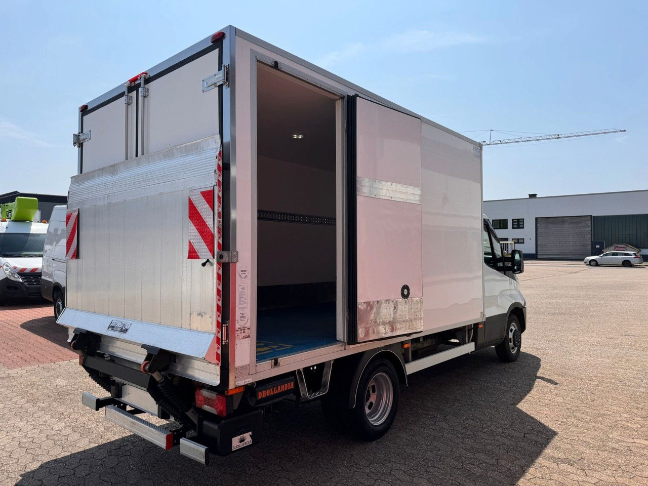 Iveco Daily 35C16 Tiefkühlkoffer Carrier Pulsor350 LWB - Kjølebil: bilde 5 Iveco Daily 35C16 Tiefkühlkoffer Carrier Pulsor350 LWB - Kjølebil: bilde 5