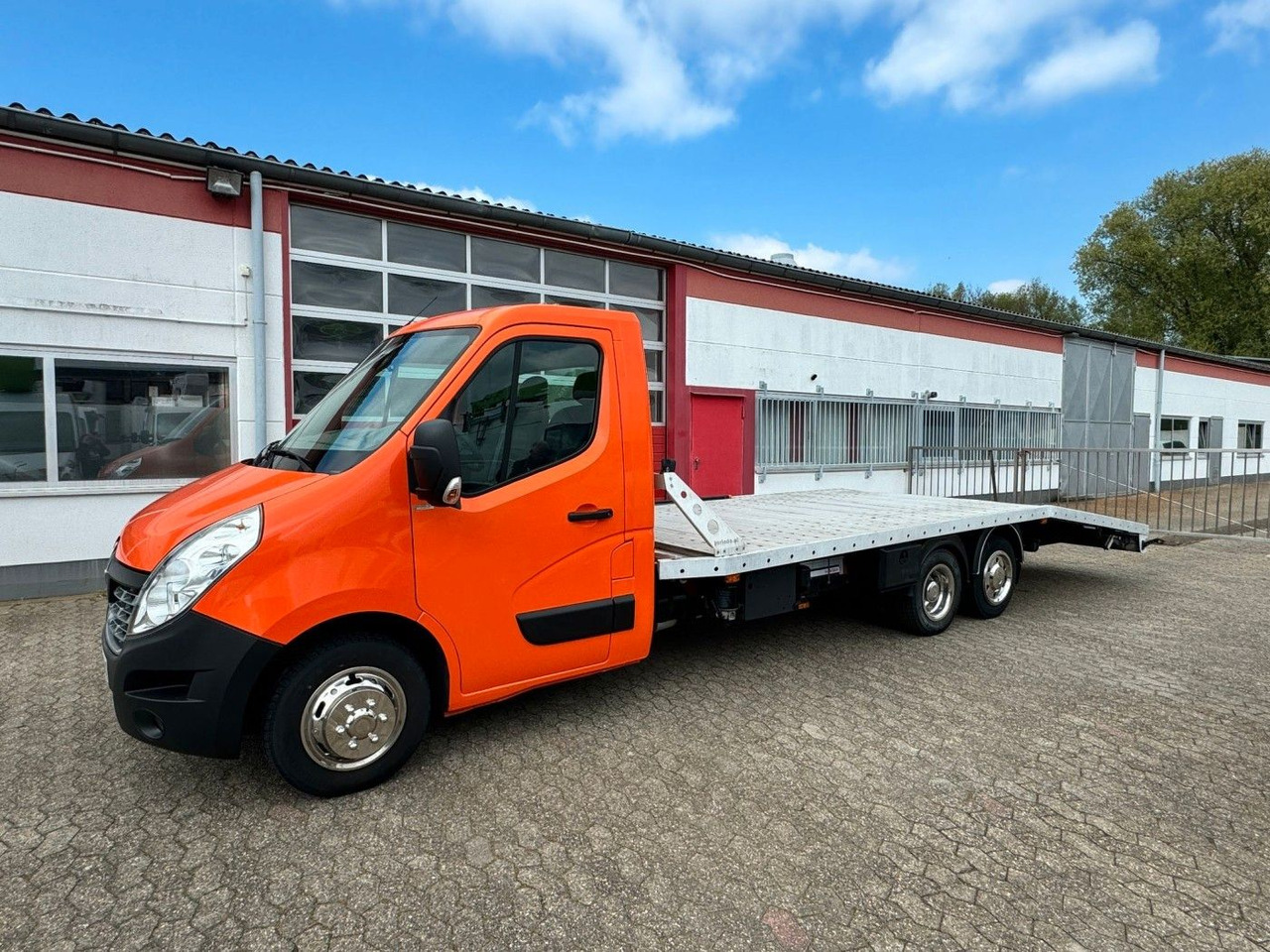 Renault Master Autotransporter - Bergingsbil: bilde 1 Renault Master Autotransporter - Bergingsbil: bilde 1