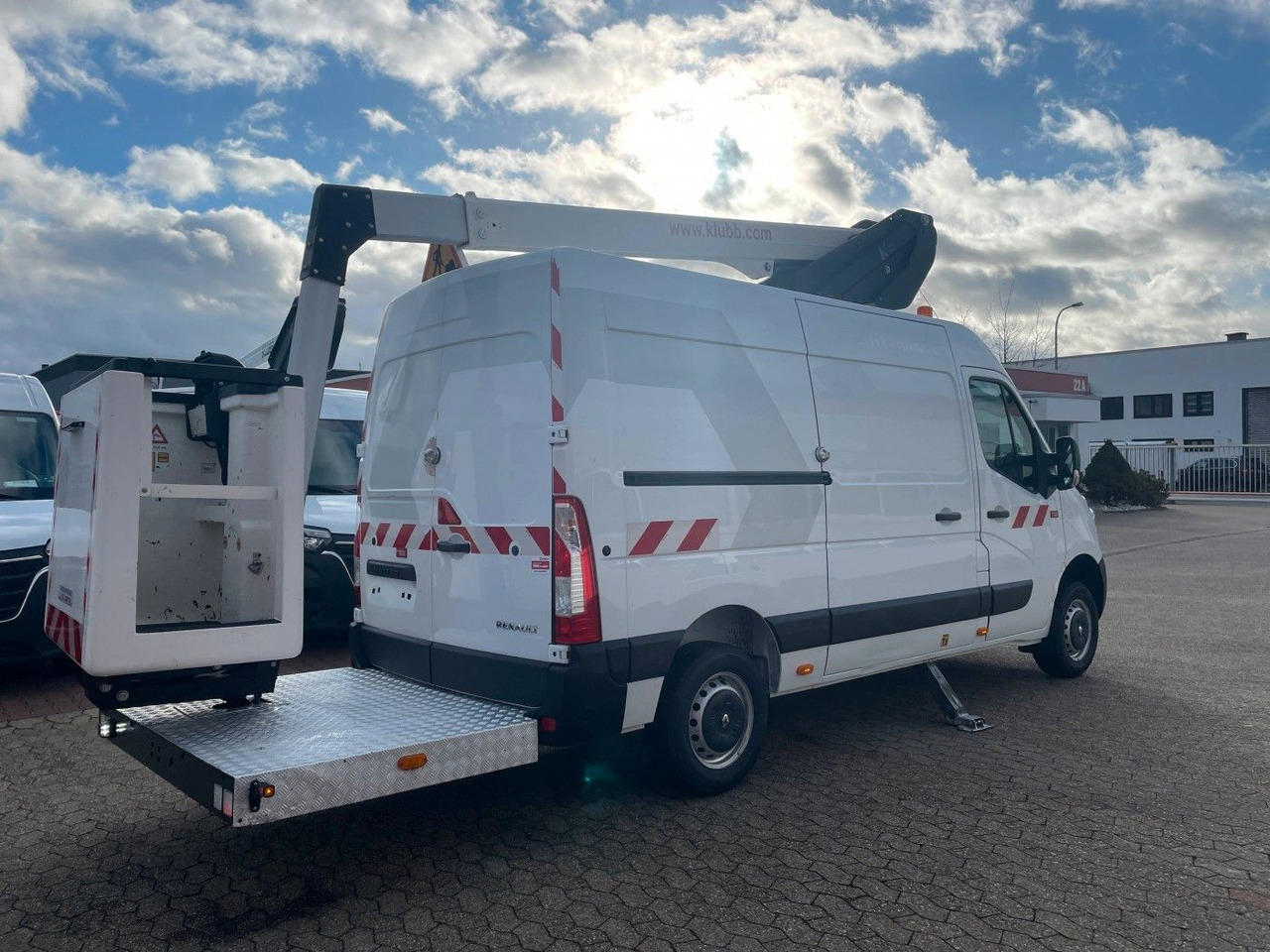 Renault Master Hubarbeitsbühne 2 Personen Korb bis 200kg - Billift: bilde 4 Renault Master Hubarbeitsbühne 2 Personen Korb bis 200kg - Billift: bilde 4