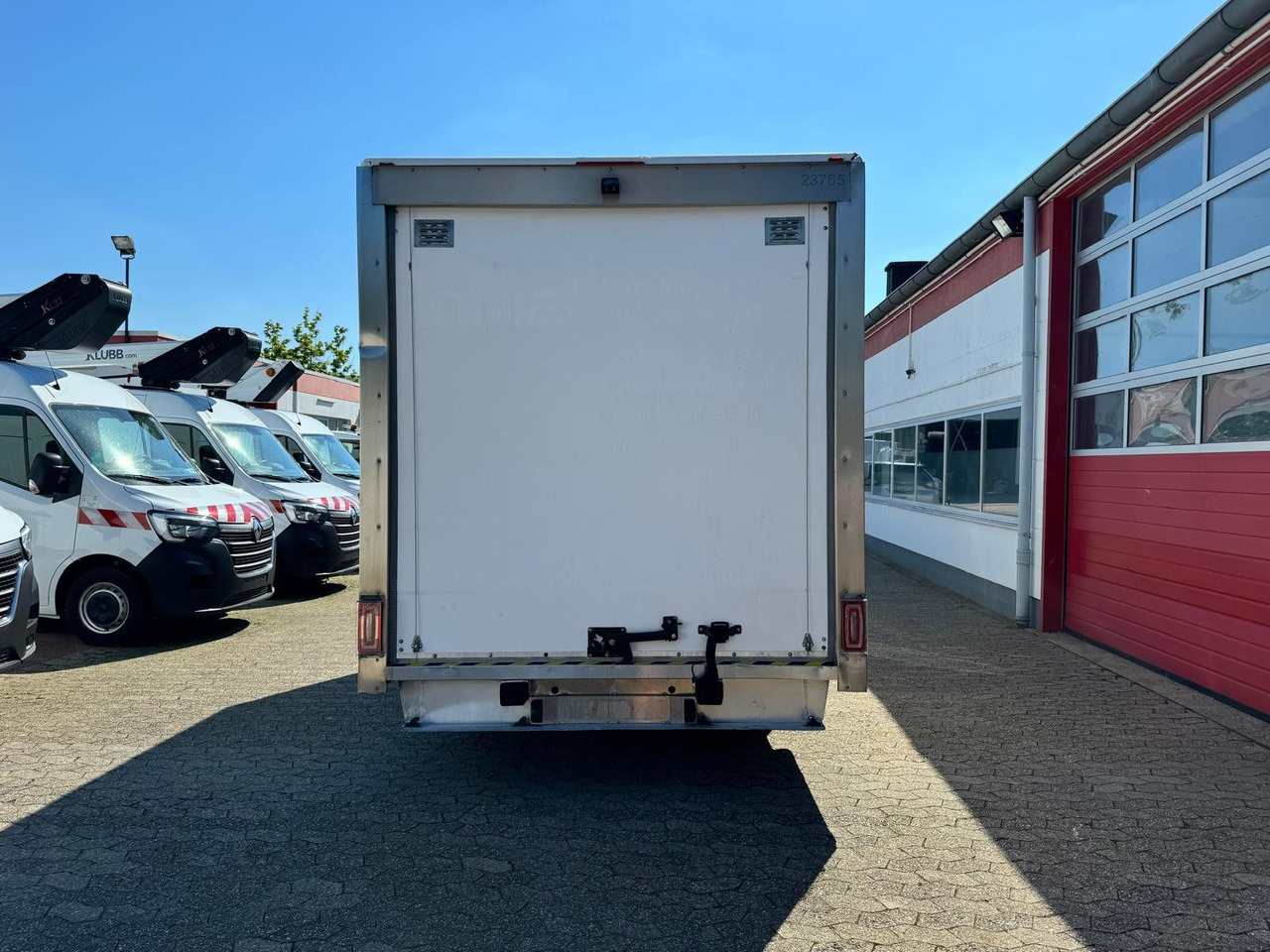 Renault Master Koffer mit Auffahrrampe 1200kg Nutzlast - Varebil med skap: bilde 5 Renault Master Koffer mit Auffahrrampe 1200kg Nutzlast - Varebil med skap: bilde 5
