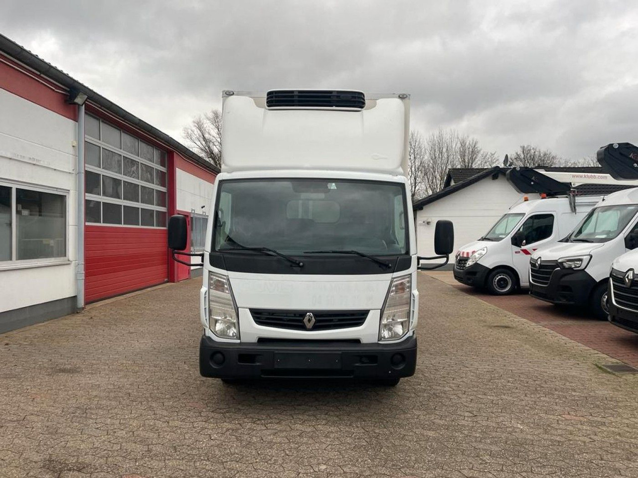Renault Maxity Tiefkühlkoffer Multi-Temp Ladebordwand - Kjølebil: bilde 2 Renault Maxity Tiefkühlkoffer Multi-Temp Ladebordwand - Kjølebil: bilde 2