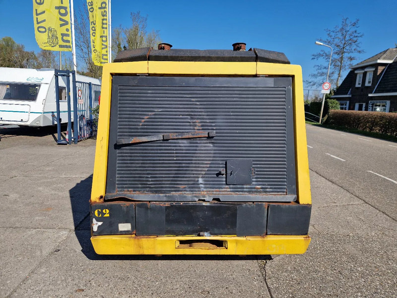 Atlas-Copco XAS350DD VERY LOW HOURS - Luftkompressor: bilde 3 Atlas-Copco XAS350DD VERY LOW HOURS - Luftkompressor: bilde 3