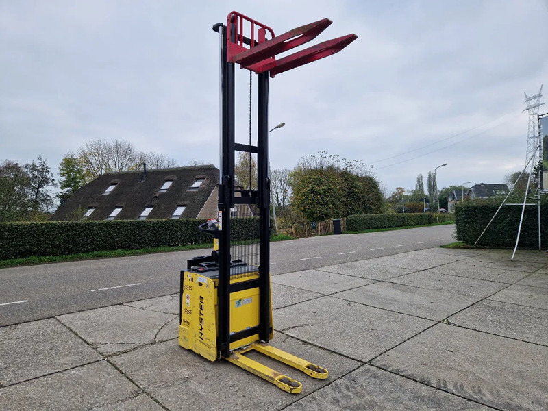Hyster S1.5S elektrische stapelaar - Stabler: bilde 1 Hyster S1.5S elektrische stapelaar - Stabler: bilde 1
