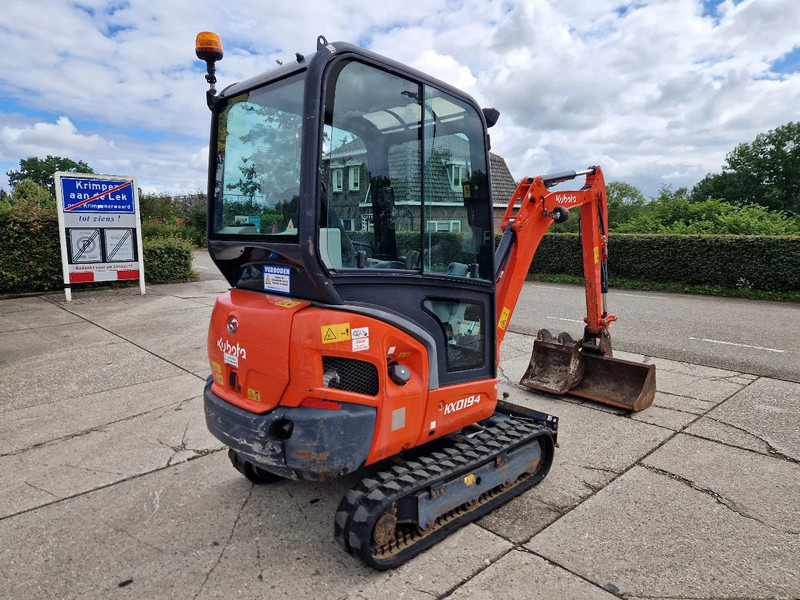 Kubota KX019-4 CW05 met 2 bakken - Minigraver: bilde 3 Kubota KX019-4 CW05 met 2 bakken - Minigraver: bilde 3