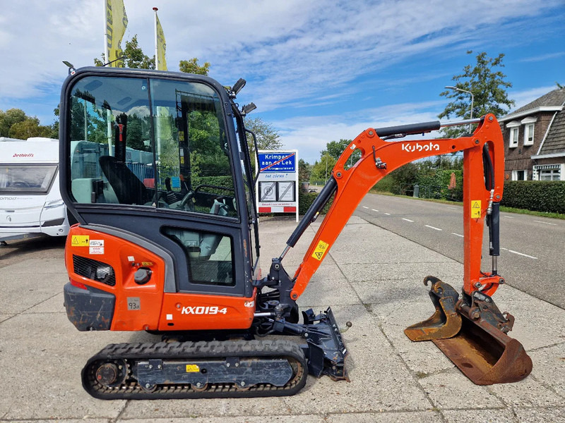 Kubota KX019-4 met 1990 uur - Minigraver: bilde 2 Kubota KX019-4 met 1990 uur - Minigraver: bilde 2