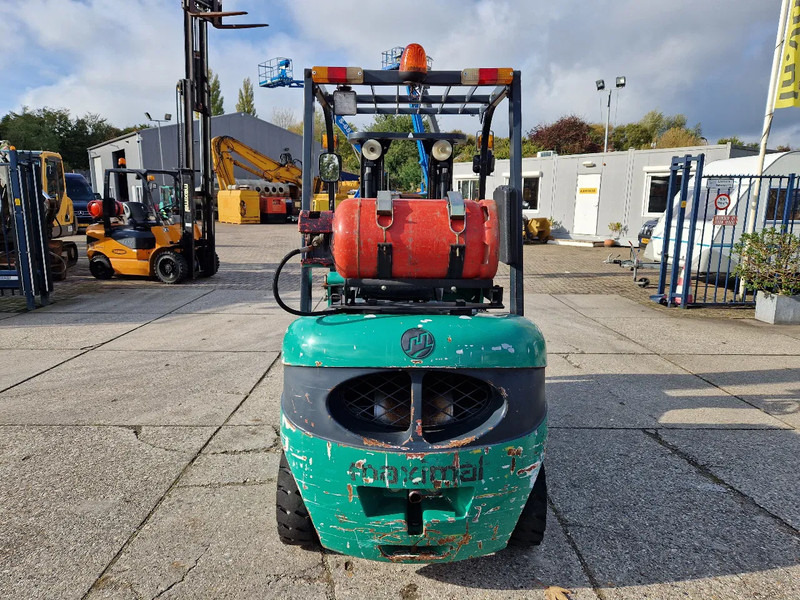 Nissan Zhejiang Maximal with 1290 hours 2.5 ton LPG - Gasstruck: bilde 3 Nissan Zhejiang Maximal with 1290 hours 2.5 ton LPG - Gasstruck: bilde 3