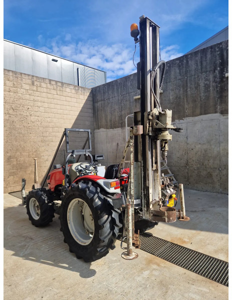Onbekend Valpadana 1550 4x4 drilling tractor - Borustyr: bilde 1 Onbekend Valpadana 1550 4x4 drilling tractor - Borustyr: bilde 1