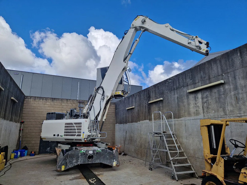 Sennebogen 821 overslagkraan - Håndteringsutstyr: bilde 2 Sennebogen 821 overslagkraan - Håndteringsutstyr: bilde 2