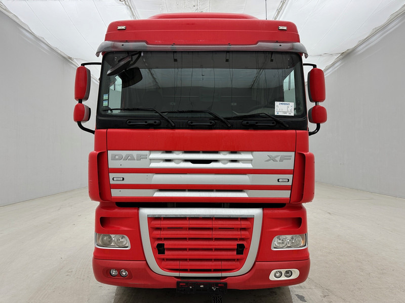 DAF XF105.410 Space Cab - Krokbil: bilde 2 DAF XF105.410 Space Cab - Krokbil: bilde 2