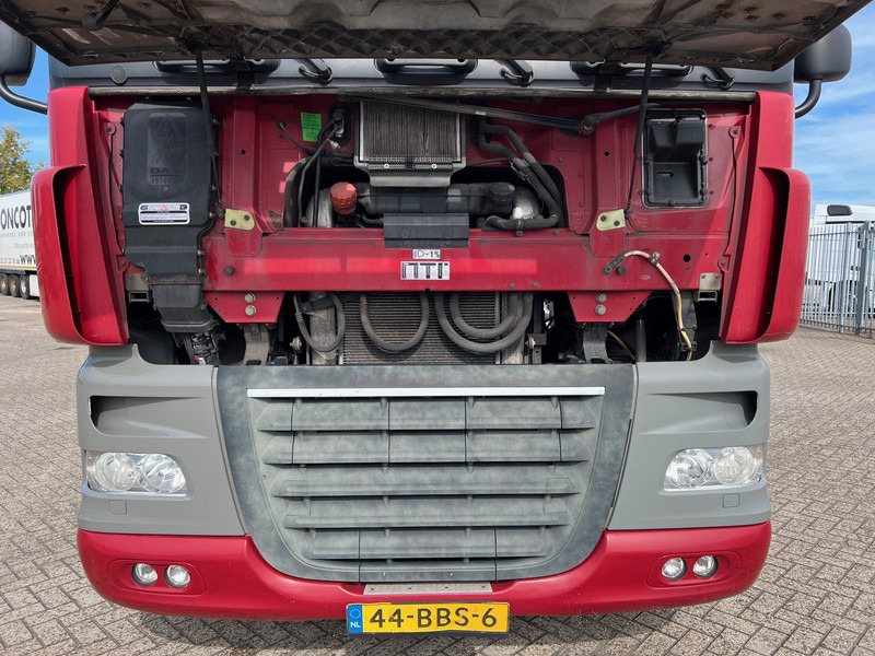 DAF XF105.460 Space Cab - Chassis lastebil: bilde 4 DAF XF105.460 Space Cab - Chassis lastebil: bilde 4
