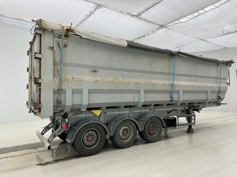 Feber 52 cub in steel - Tippsemi: bilde 4 Feber 52 cub in steel - Tippsemi: bilde 4