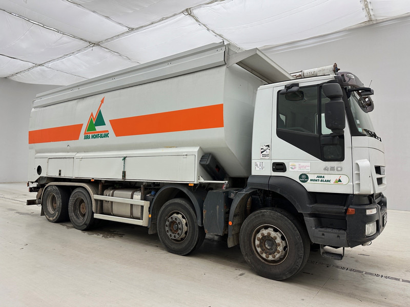 Iveco Eurotrakker 450 - Tankbil: bilde 3 Iveco Eurotrakker 450 - Tankbil: bilde 3