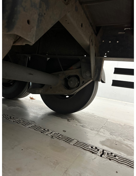 Kögel Tautliner - Gardintrailer: bilde 5 Kögel Tautliner - Gardintrailer: bilde 5