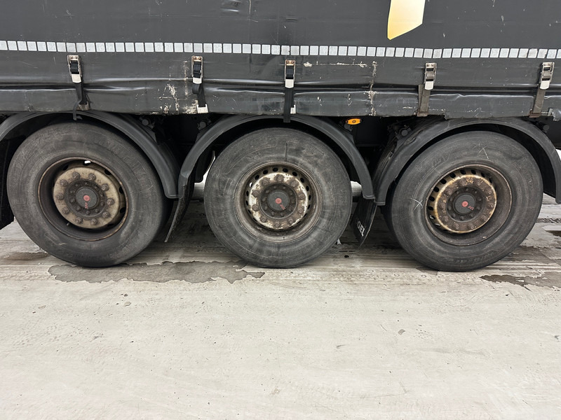 Kögel Tautliner - Gardintrailer: bilde 4 Kögel Tautliner - Gardintrailer: bilde 4