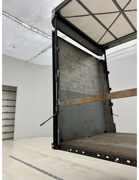 Kögel Tautliner - Gardintrailer: bilde 4 Kögel Tautliner - Gardintrailer: bilde 4