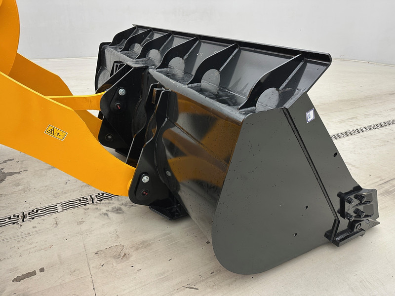 Lonking LG855H "4 pieces available" - Bulldozer: bilde 4 Lonking LG855H "4 pieces available" - Bulldozer: bilde 4