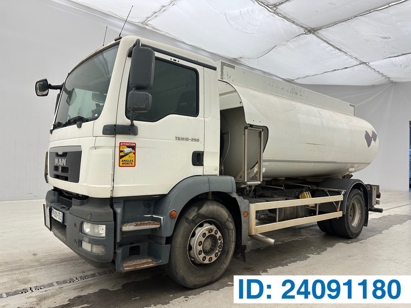 MAN TGM 18.290 - 4x2 - Tankbil: bilde 1 MAN TGM 18.290 - 4x2 - Tankbil: bilde 1