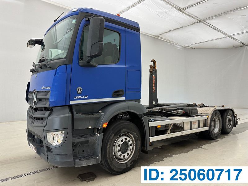 Mercedes-Benz Actros 2842 - 6x2 - Krokbil: bilde 1 Mercedes-Benz Actros 2842 - 6x2 - Krokbil: bilde 1