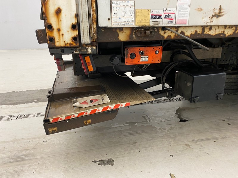 Mercedes-Benz Axor 1824 - Kapellbil: bilde 5 Mercedes-Benz Axor 1824 - Kapellbil: bilde 5