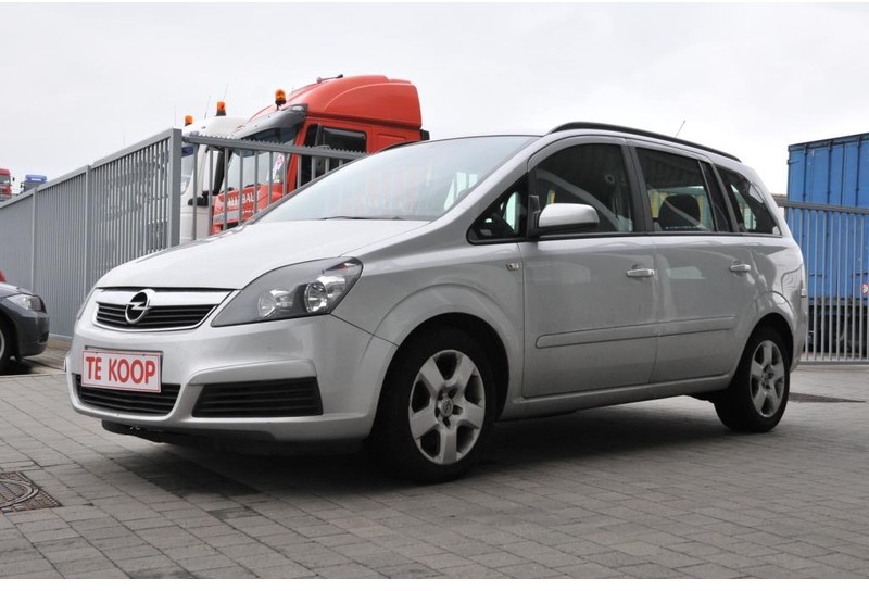 Opel Zafira - Personenbil: bilde 2 Opel Zafira - Personenbil: bilde 2