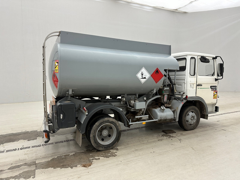 Renault Midliner S120 - Tankbil: bilde 4 Renault Midliner S120 - Tankbil: bilde 4