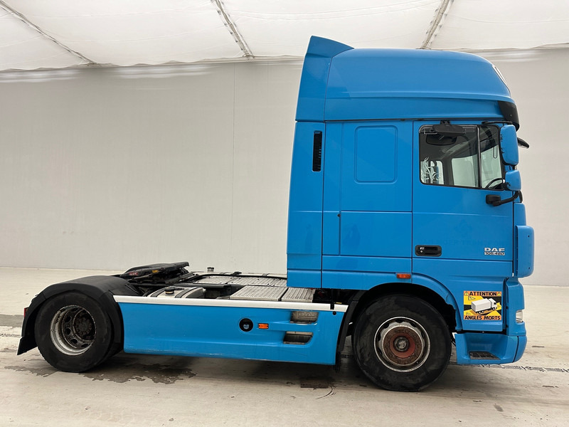 DAF XF105.460 Super Space Cab - Trekkvogn: bilde 4 DAF XF105.460 Super Space Cab - Trekkvogn: bilde 4