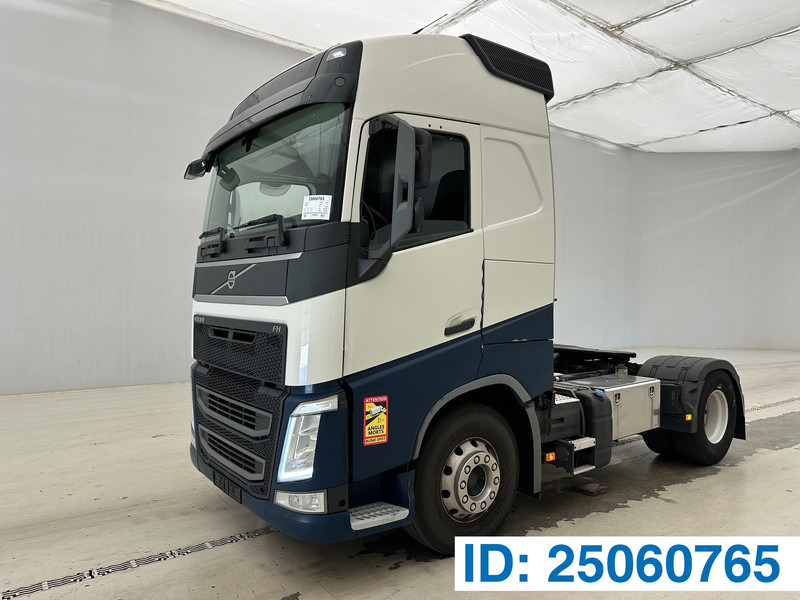 Volvo FH 420 Globetrotter - ADR - Trekkvogn: bilde 1 Volvo FH 420 Globetrotter - ADR - Trekkvogn: bilde 1