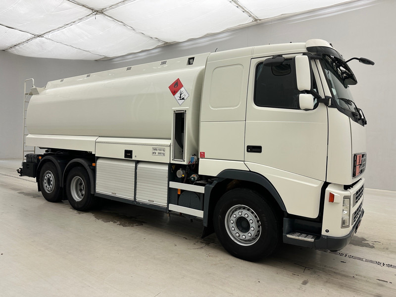 Volvo FH 440 - 6x2* - Tankbil: bilde 3 Volvo FH 440 - 6x2* - Tankbil: bilde 3