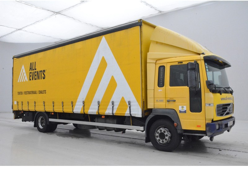 Volvo FL 220 - Kapellbil: bilde 3 Volvo FL 220 - Kapellbil: bilde 3