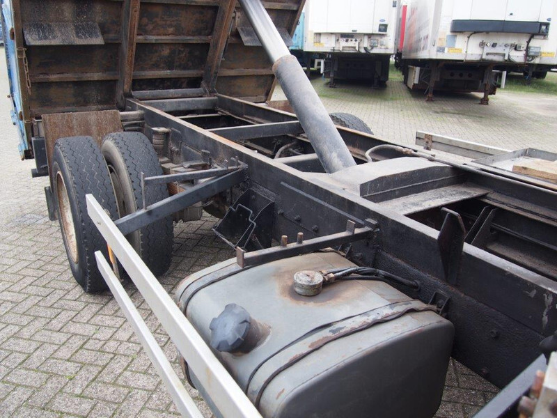 Tippbil, Kranbil Volvo FL6.180: bilde 8