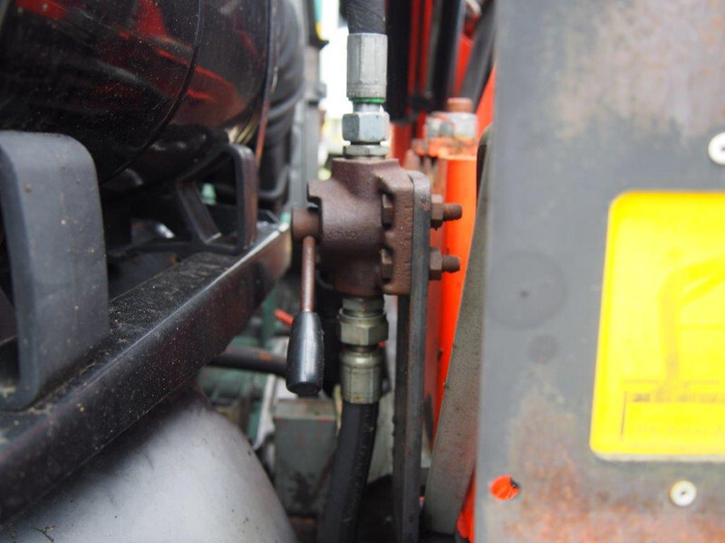 Tippbil, Kranbil Volvo FL6.180: bilde 16