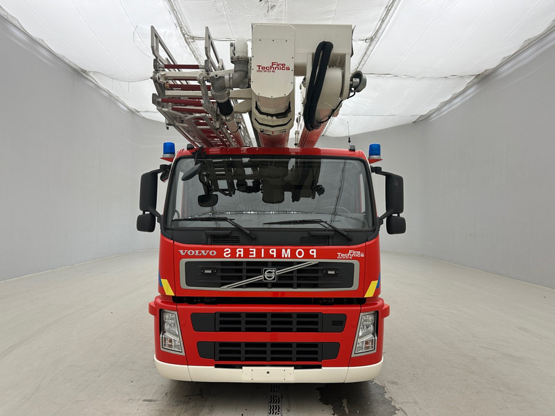 Volvo FM 340 - 6x4 - Brannbil: bilde 2 Volvo FM 340 - 6x4 - Brannbil: bilde 2
