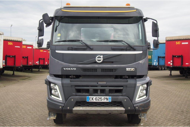 Volvo FMX 410 - 8x4 - Betongbil: bilde 2 Volvo FMX 410 - 8x4 - Betongbil: bilde 2