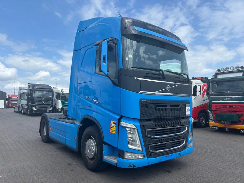 Volvo FH 460 Globetrotter Euro 6 - Trekkvogn: bilde 2 Volvo FH 460 Globetrotter Euro 6 - Trekkvogn: bilde 2
