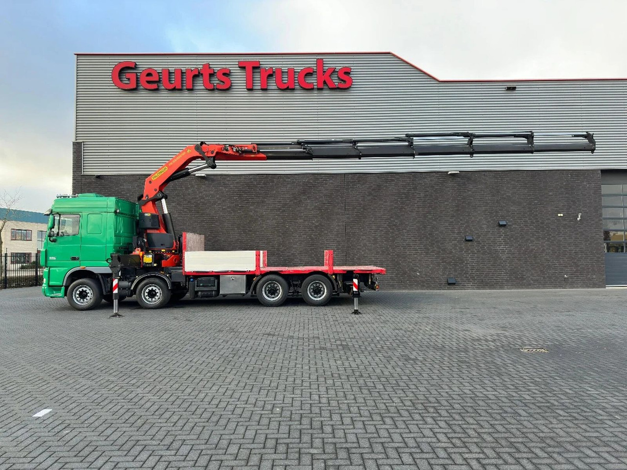 DAF XF 105.510 8X4 + PALFINGER PK 65002-SH E POWER L - Kranbil: bilde 1 DAF XF 105.510 8X4 + PALFINGER PK 65002-SH E POWER L - Kranbil: bilde 1