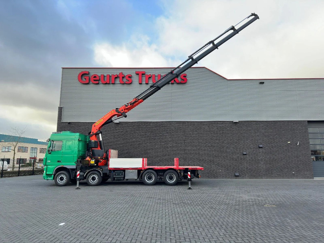 DAF XF 105.510 8X4 + PALFINGER PK 65002-SH E POWER L - Kranbil: bilde 3 DAF XF 105.510 8X4 + PALFINGER PK 65002-SH E POWER L - Kranbil: bilde 3