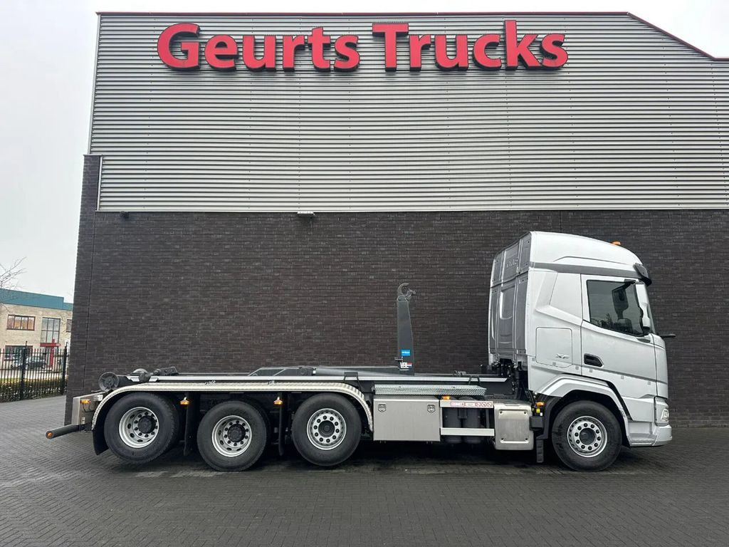 DAF XF 530 8X2 TRIPLE VDL S-30-6700 HAAKARMSYSTEEM/A - Krokbil: bilde 4 DAF XF 530 8X2 TRIPLE VDL S-30-6700 HAAKARMSYSTEEM/A - Krokbil: bilde 4