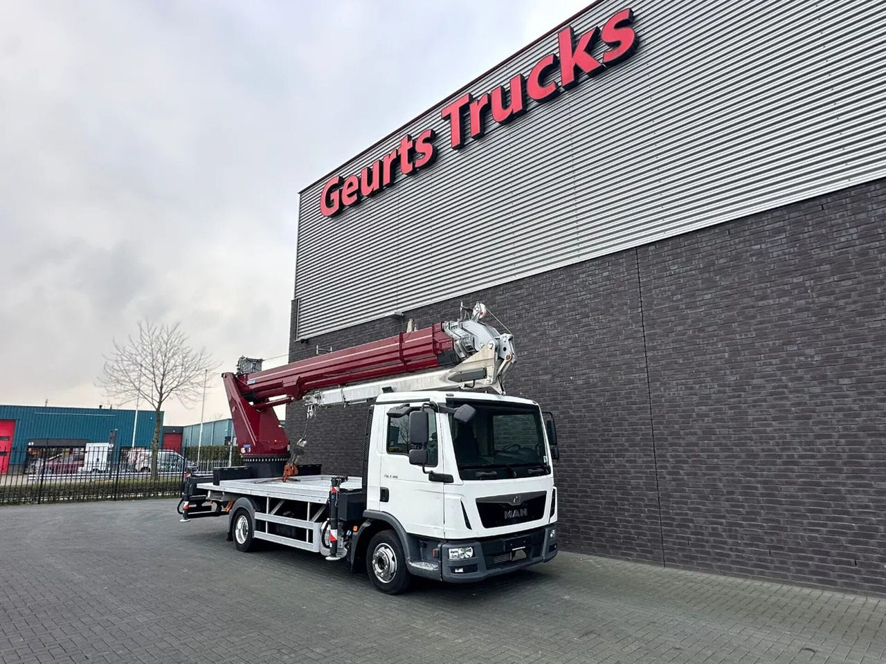 MAN TGL 7.180 4X2 BB BOCKER AK37/4000 + JIB MONTAGEK - Kranbil, Planbil: bilde 5 MAN TGL 7.180 4X2 BB BOCKER AK37/4000 + JIB MONTAGEK - Kranbil, Planbil: bilde 5