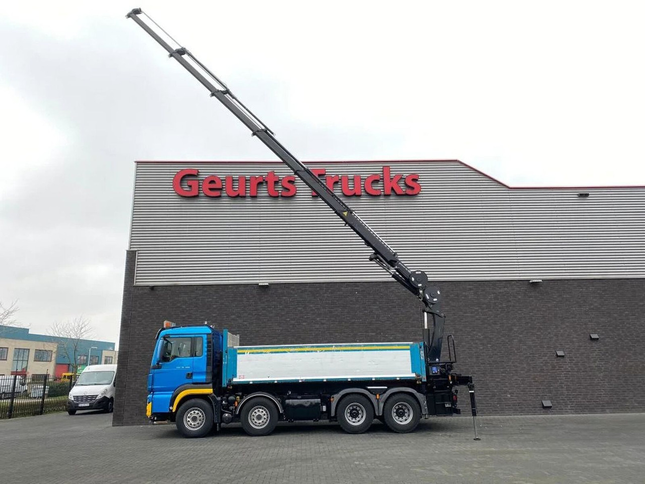 MAN TGS 35.480 8X4 KIPPER/TIPPER + HMF 2620-K5 KRAAN - Tippbil, Kranbil: bilde 2 MAN TGS 35.480 8X4 KIPPER/TIPPER + HMF 2620-K5 KRAAN - Tippbil, Kranbil: bilde 2