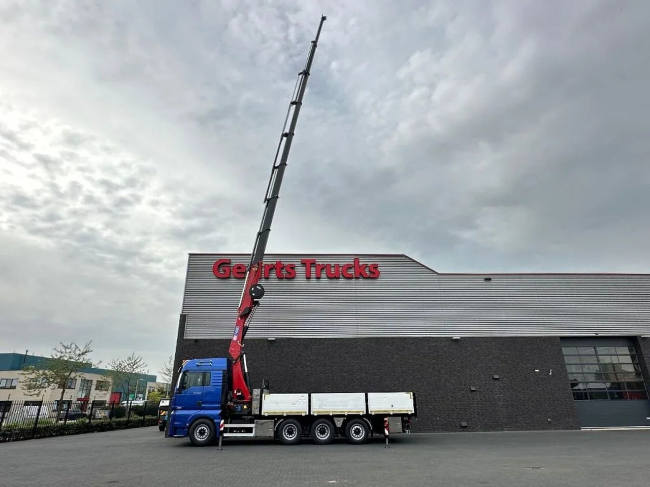 MAN TGX 33.560 8X4 TRIDEM + HMF 4020-K8 KRAAN/KRAN/C - Kranbil: bilde 5 MAN TGX 33.560 8X4 TRIDEM + HMF 4020-K8 KRAAN/KRAN/C - Kranbil: bilde 5