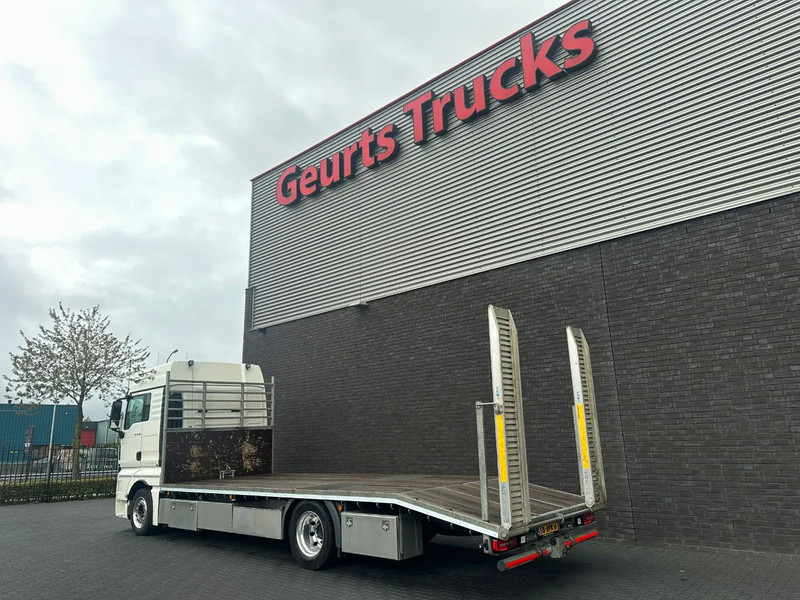 MAN TGX 4X2 LL-U OPRIJWAGEN / MACHINE TRANSPORTER / PLATEAU - Transporter lastebil: bilde 3 MAN TGX 4X2 LL-U OPRIJWAGEN / MACHINE TRANSPORTER / PLATEAU - Transporter lastebil: bilde 3