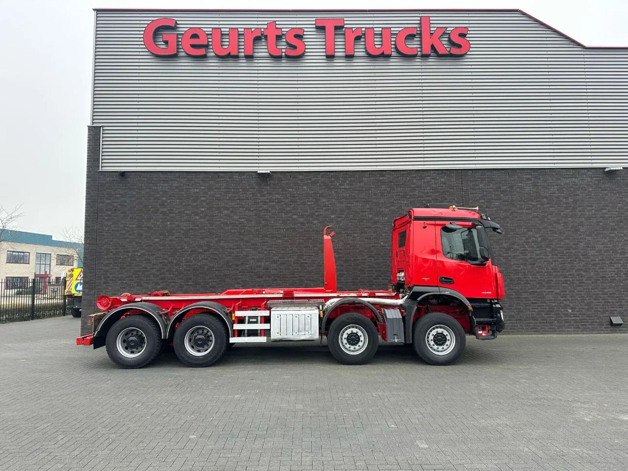 Mercedes-Benz Arocs 8X4 VDL S-30-6600 HAAKARMSYSTEEM/ABROLLKIP - Krokbil: bilde 4 Mercedes-Benz Arocs 8X4 VDL S-30-6600 HAAKARMSYSTEEM/ABROLLKIP - Krokbil: bilde 4